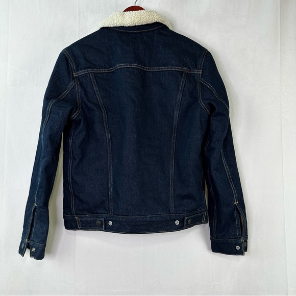 Levi's Denim Men’s Trucker Jacket Sherpa Collared Vintage Look Regular Fit Small - Picture 9 of 12